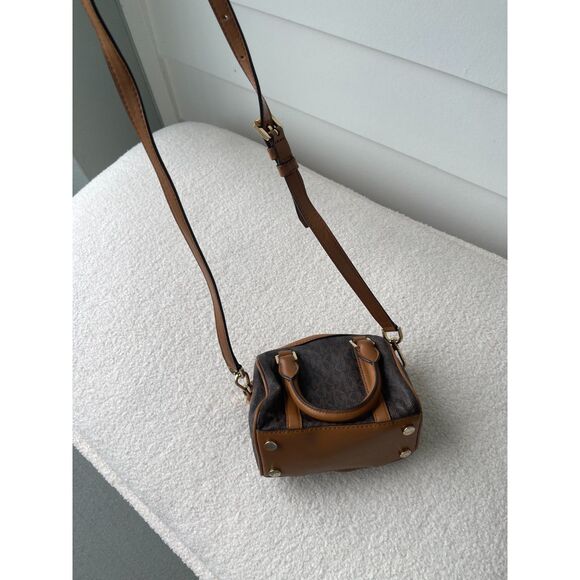 Michael Kors Micheal Kors mini Bauletto crossbody bag - Picture 3 of 5